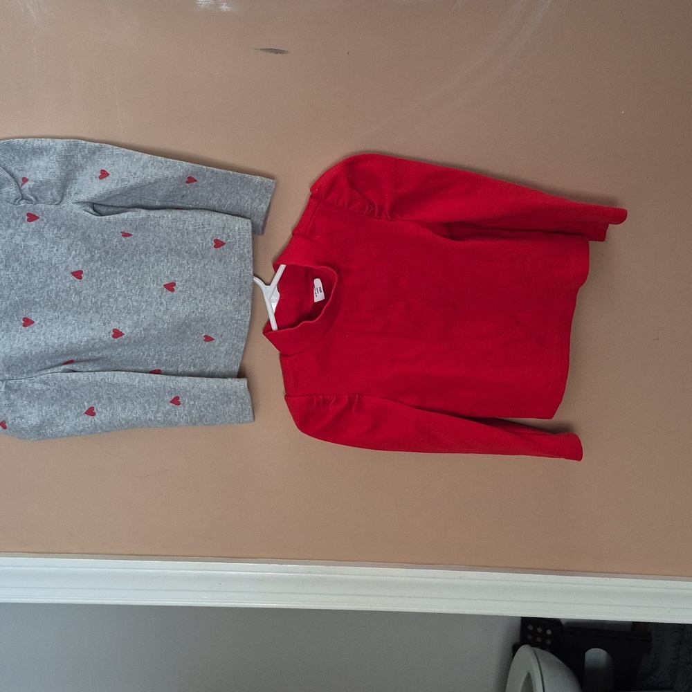 GAP Gray and Red Long Sleeve Kids Tees